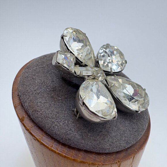 VTG Silver Tone White Crystal Four Leaf Clover Brooch Size 1.25" Length - Picture 3 of 10